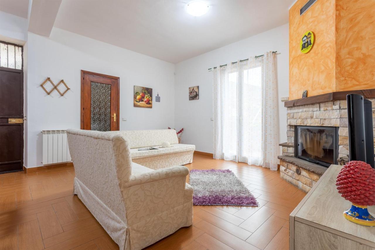 モンレアーレ Casa Splendidaヴィラ エクステリア 写真