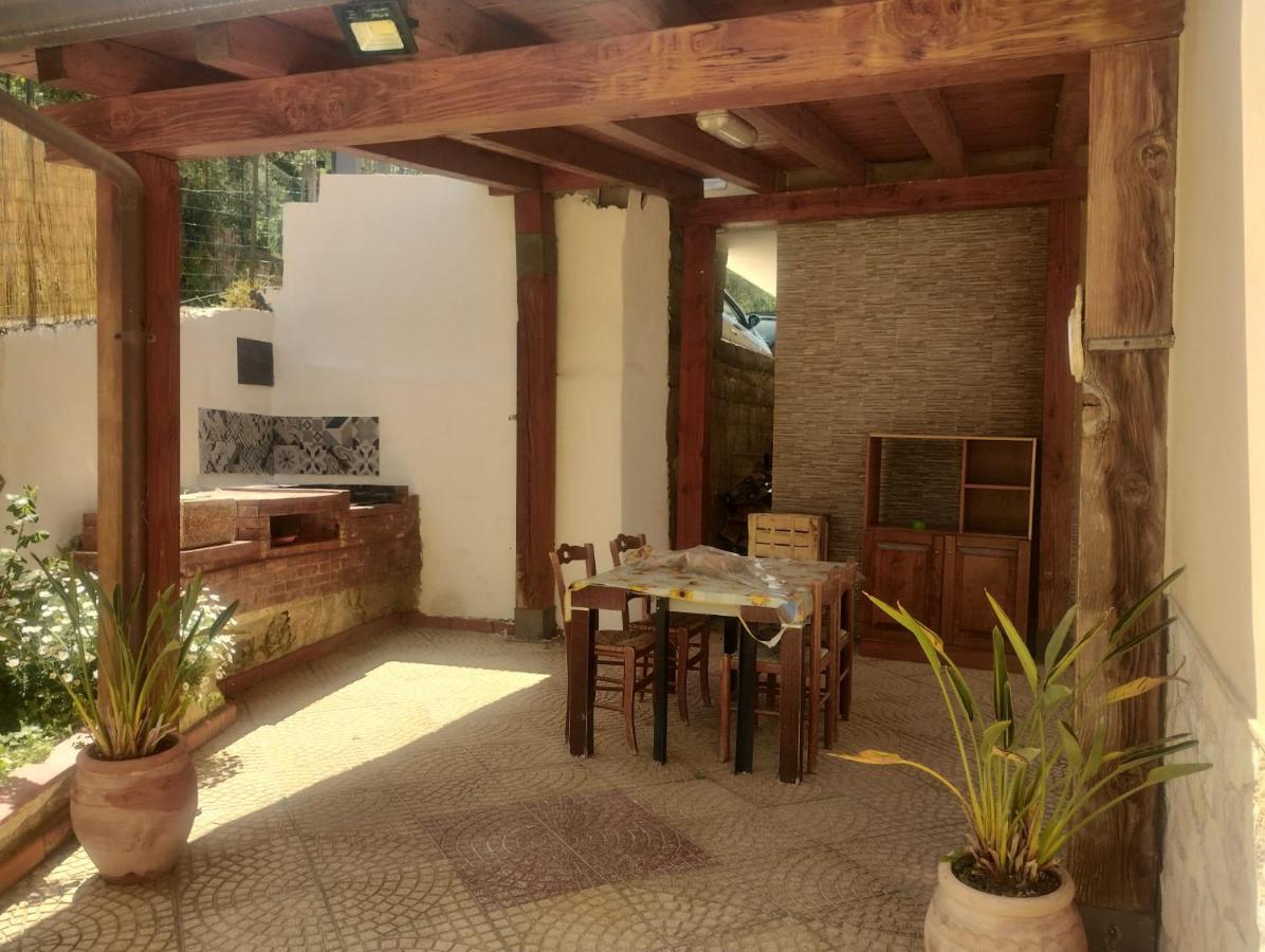 モンレアーレ Casa Splendidaヴィラ エクステリア 写真
